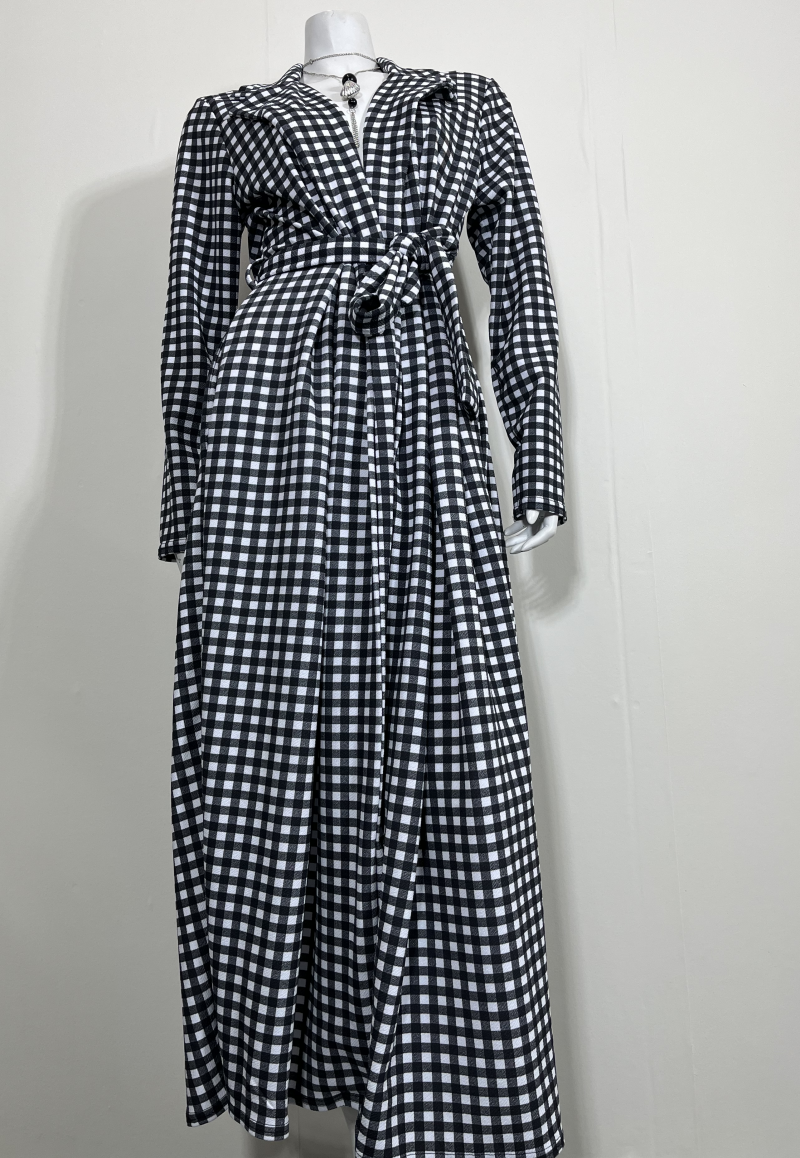 Women' Maxi Plaid Cardigan - Image 2
