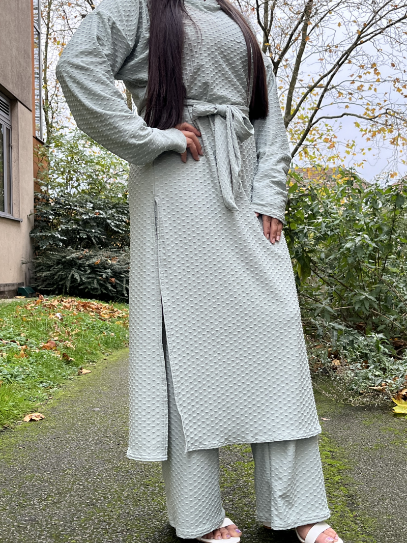 New Winter Fashion Latest Long Co-Ord - Image 3