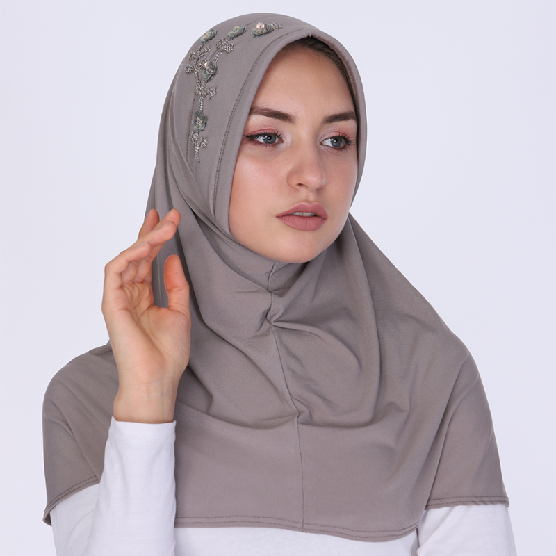 Side Embroidery Hijab - Image 3