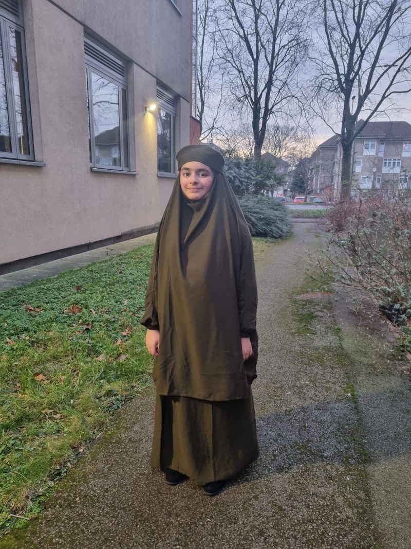 2-Piece Girls Jilbab - Image 8